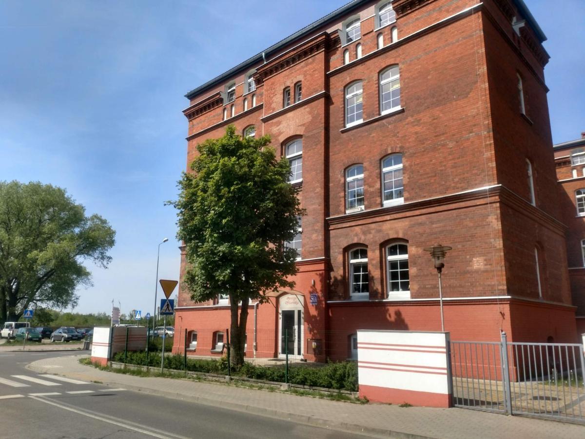 Apartament Wakacyjny 코워브제크 외부 사진